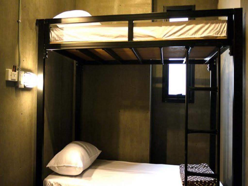 Bed Bangkok Hostel מראה חיצוני תמונה