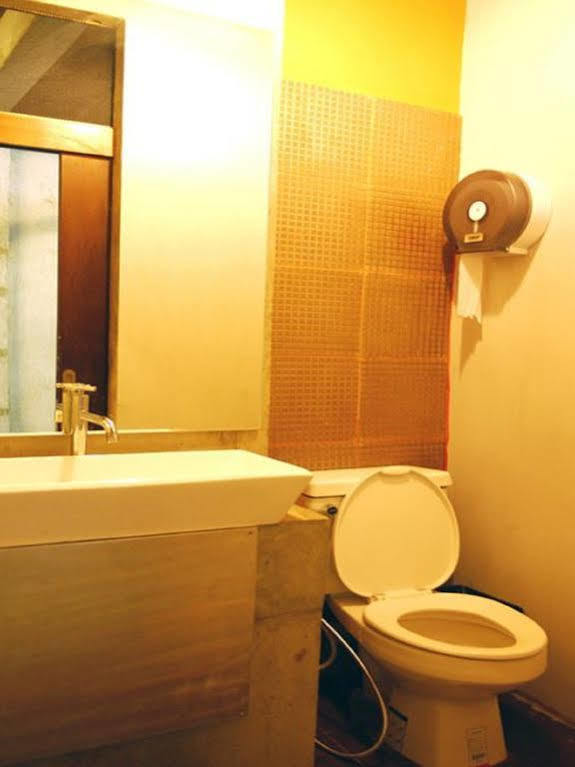 Bed Bangkok Hostel מראה חיצוני תמונה