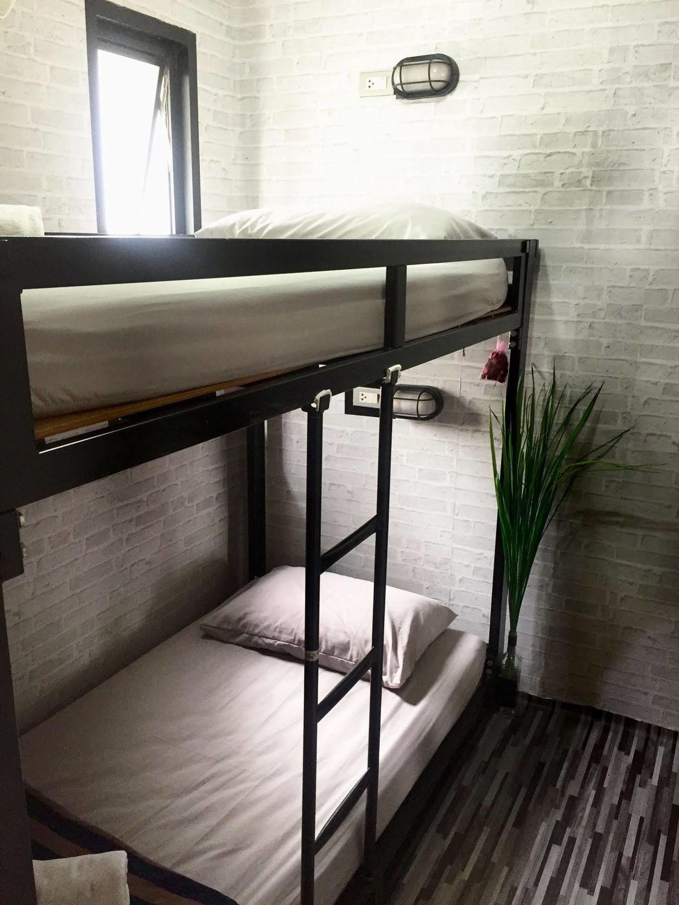 Bed Bangkok Hostel מראה חיצוני תמונה