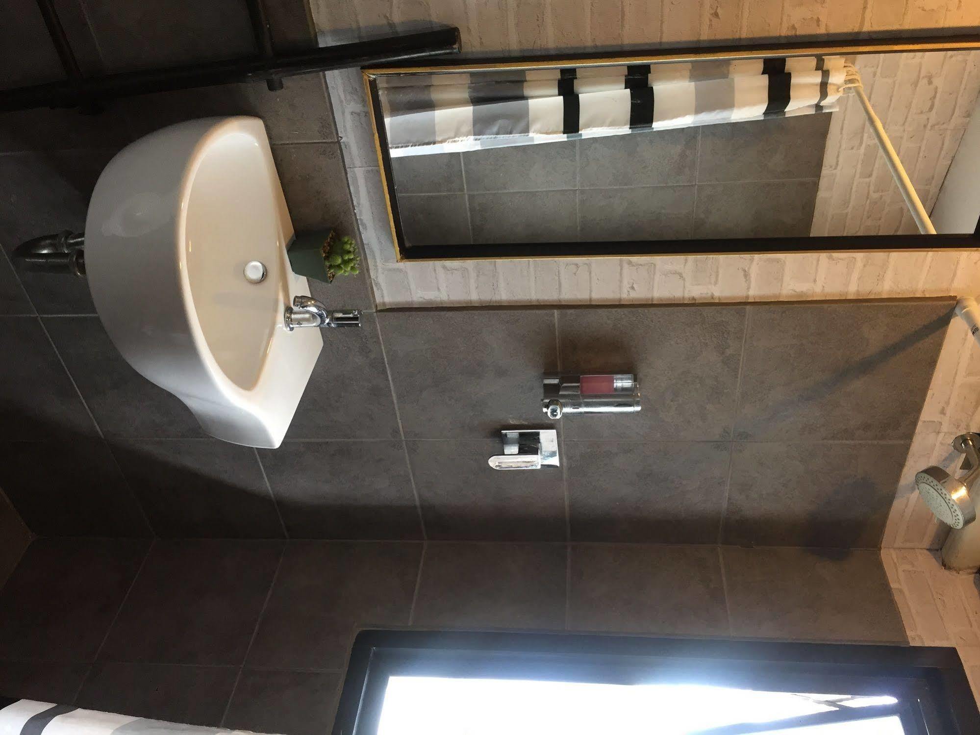 Bed Bangkok Hostel מראה חיצוני תמונה