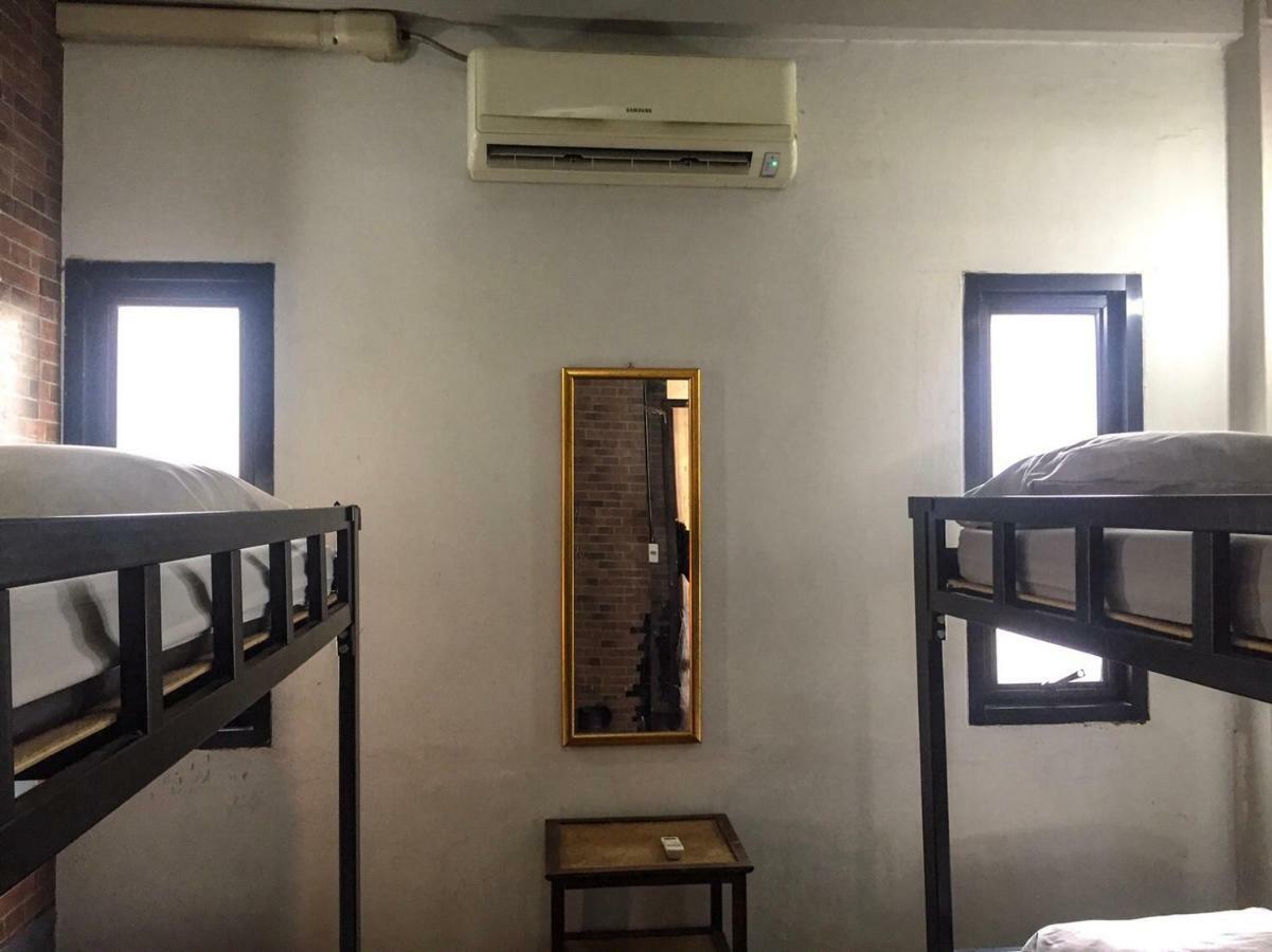 Bed Bangkok Hostel מראה חיצוני תמונה